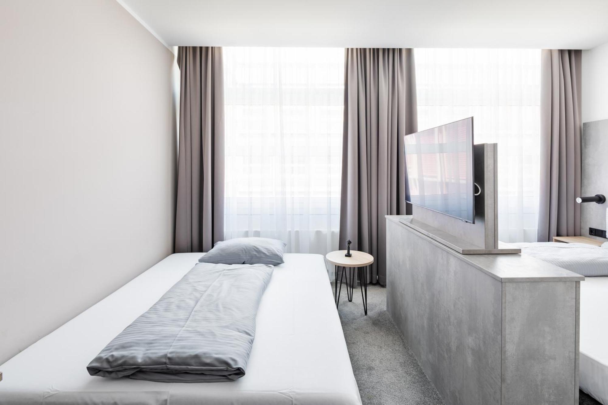 Hotel C&n - An Der Messe 4*
